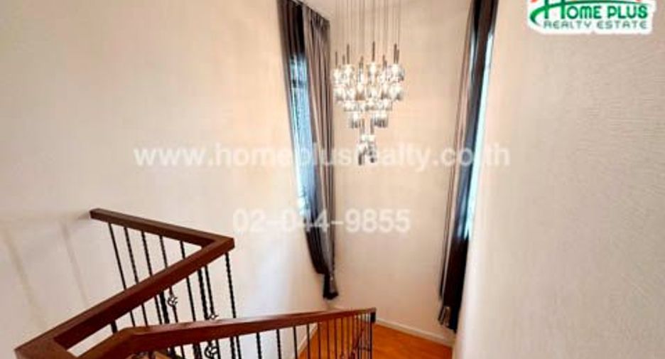 For sale 3 bedrooms house in Mueang Nonthaburi, Nonthaburi