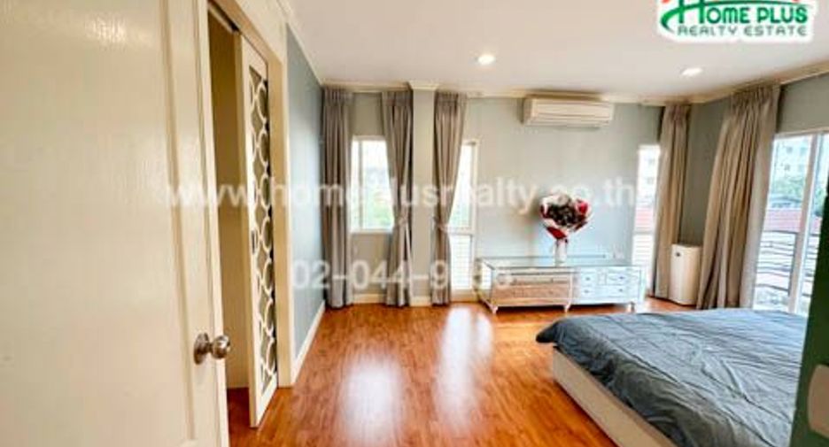For sale 3 bedrooms house in Mueang Nonthaburi, Nonthaburi
