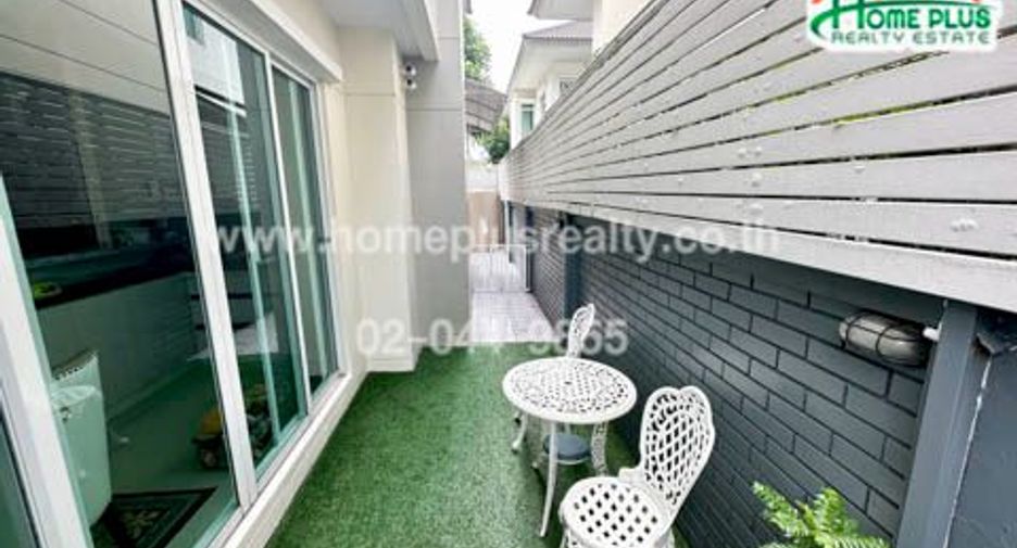 For sale 3 bedrooms house in Mueang Nonthaburi, Nonthaburi
