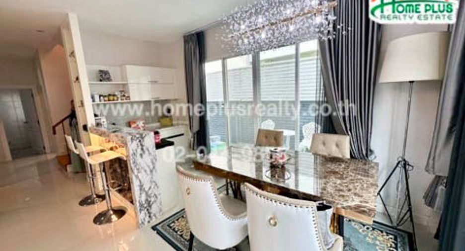 For sale 3 bedrooms house in Mueang Nonthaburi, Nonthaburi