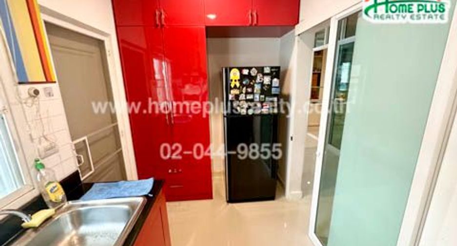 For sale 3 bedrooms house in Mueang Nonthaburi, Nonthaburi