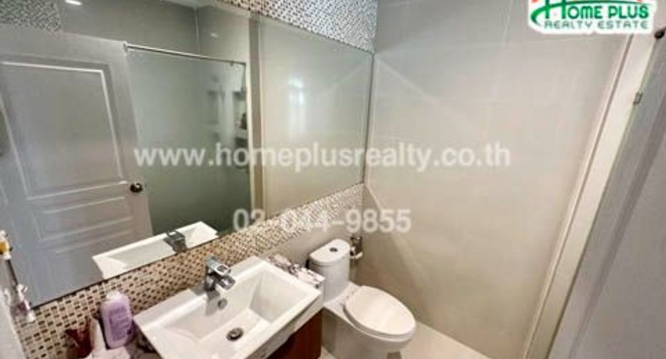 For sale 3 bedrooms house in Mueang Nonthaburi, Nonthaburi