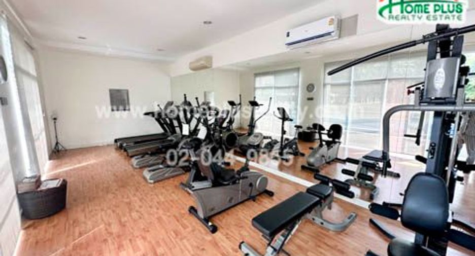 For sale 3 bedrooms house in Mueang Nonthaburi, Nonthaburi