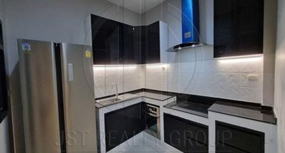 For rent 4 bedrooms house in Bang Bon, Bangkok