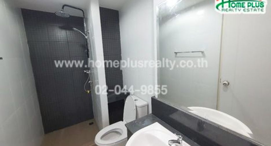 À vendre 1 chambre condo à Ban Bueng, Chonburi
