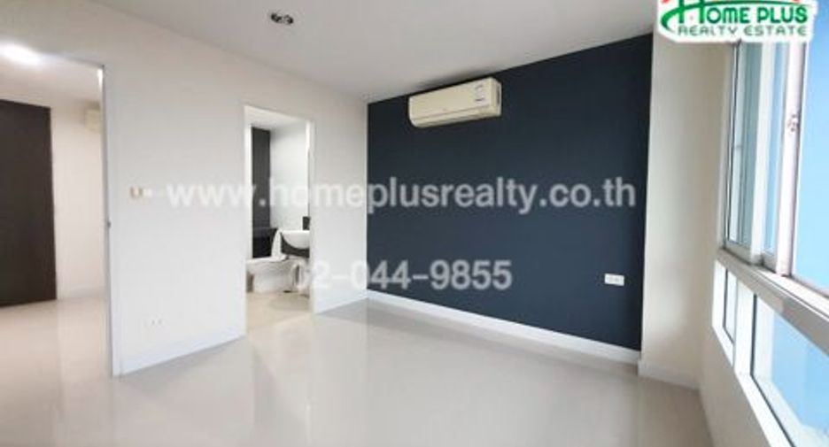 À vendre 1 chambre condo à Ban Bueng, Chonburi