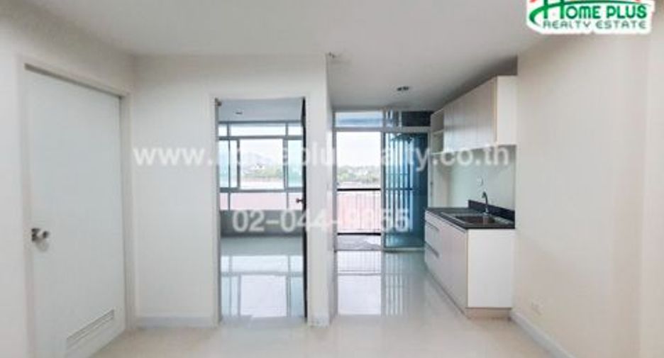 À vendre 1 chambre condo à Ban Bueng, Chonburi