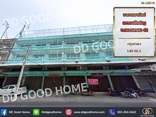 出售 3 卧室 商业空间 在 Phasi Charoen, 曼谷