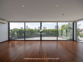 For sale 3 Beds house in Watthana, Bangkok