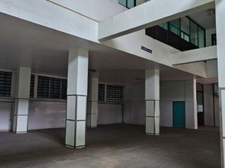 For rent retail Space in Mueang Nonthaburi, Nonthaburi