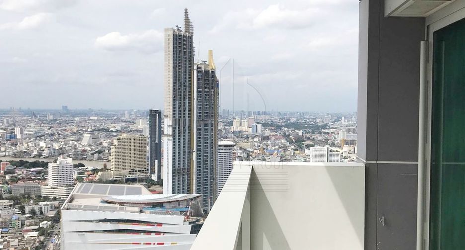 For sale 2 ベッドルーム condo in Sathon, Bangkok