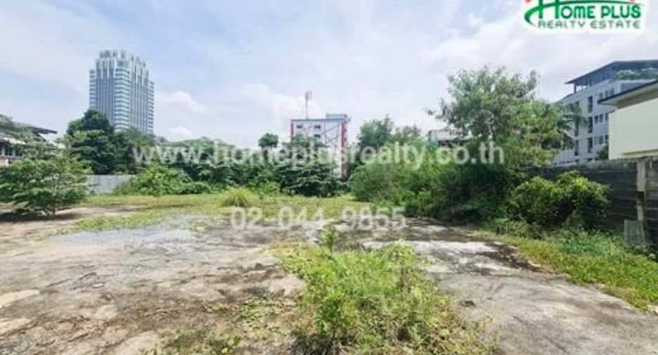 For sale land in Phaya Thai, Bangkok
