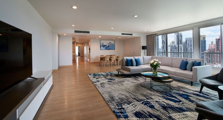 For rent 3 bed serviced apartment in Khlong Toei, Bangkok