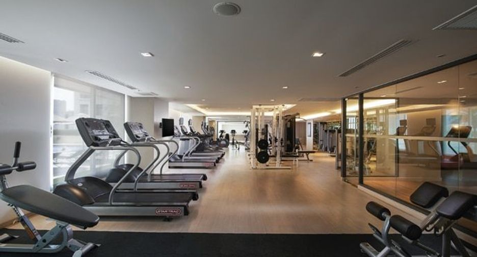 For rent 3 bed serviced apartment in Khlong Toei, Bangkok