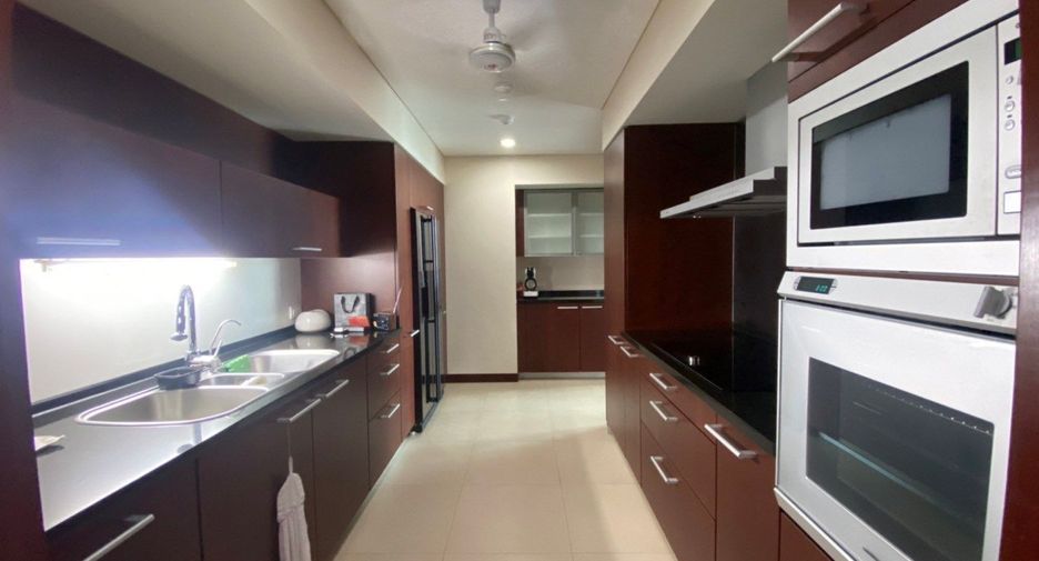 Wohnung zur Miete und zum Kauf mit 3 Zimmer in Pathum Wan, Bangkok