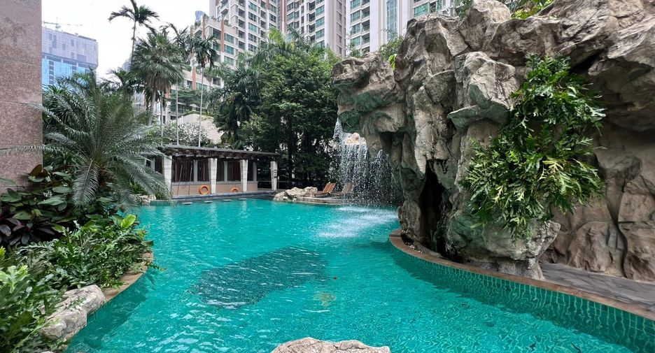 Wohnung zur Miete und zum Kauf mit 3 Zimmer in Pathum Wan, Bangkok