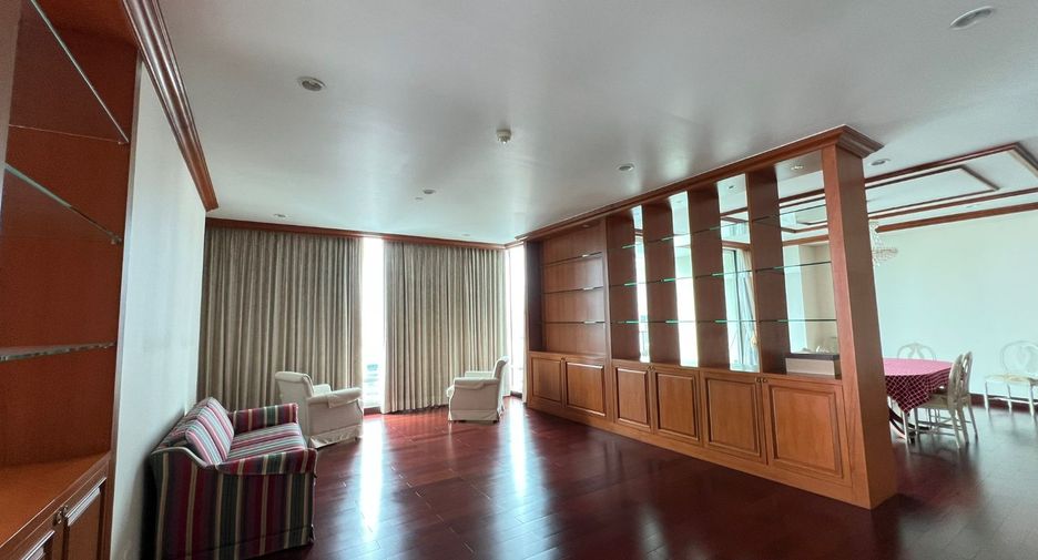 Wohnung zur Miete und zum Kauf mit 3 Zimmer in Pathum Wan, Bangkok