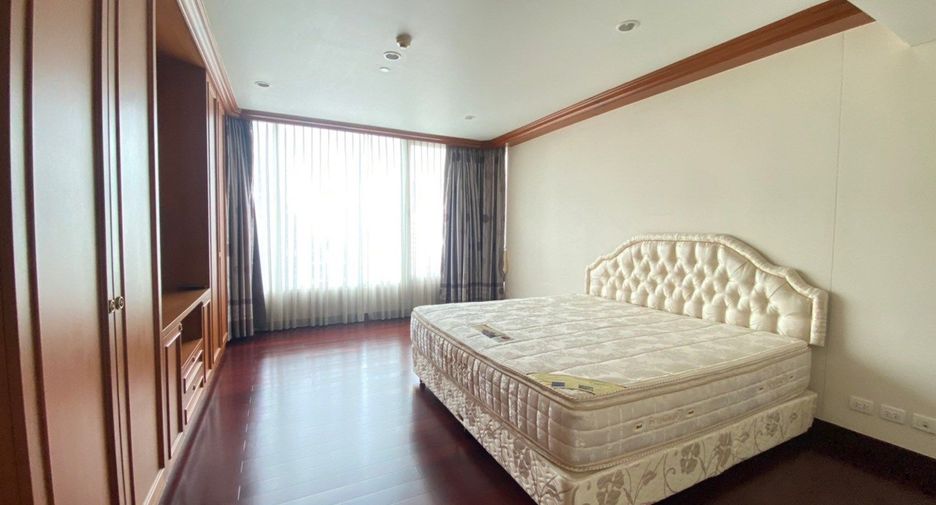 Wohnung zur Miete und zum Kauf mit 3 Zimmer in Pathum Wan, Bangkok