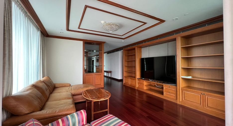 Wohnung zur Miete und zum Kauf mit 3 Zimmer in Pathum Wan, Bangkok