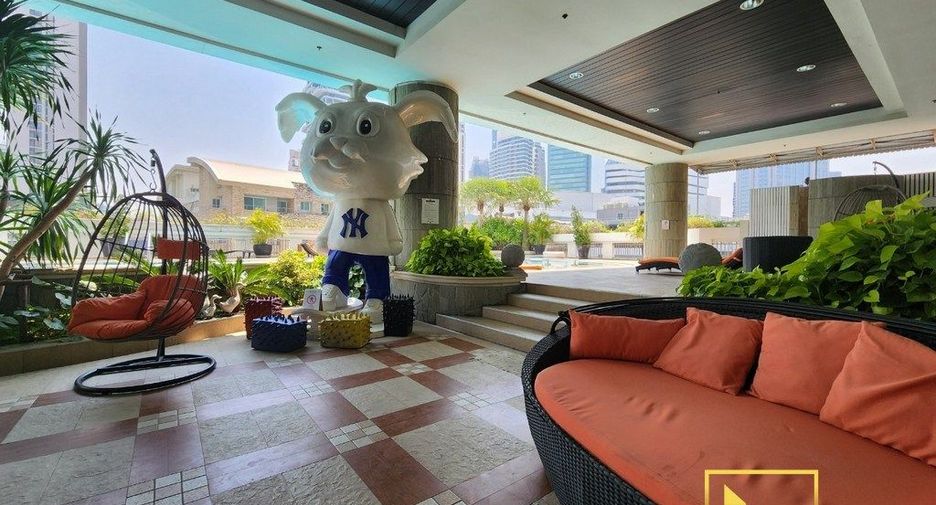Serviced Apartment zur Miete mit 2 Zimmer in Khlong Toei, Bangkok