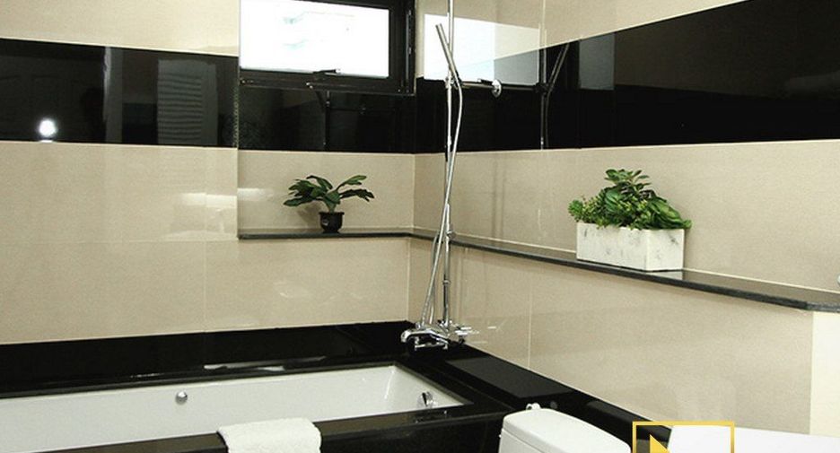 Serviced Apartment zur Miete mit 2 Zimmer in Khlong Toei, Bangkok