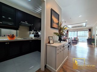 Apartamento con servicios en alquiler de 2 habitaciones en Khlong Toei, Bangkok
