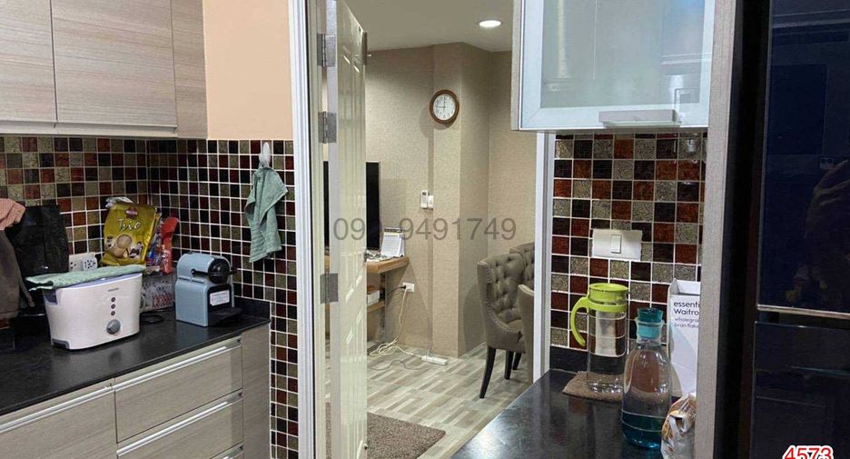 For sale 3 bedrooms house in Lat Krabang, Bangkok