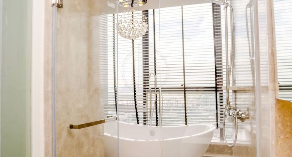 For rent and for sale 2 bedrooms condo in Khlong Toei, Bangkok
