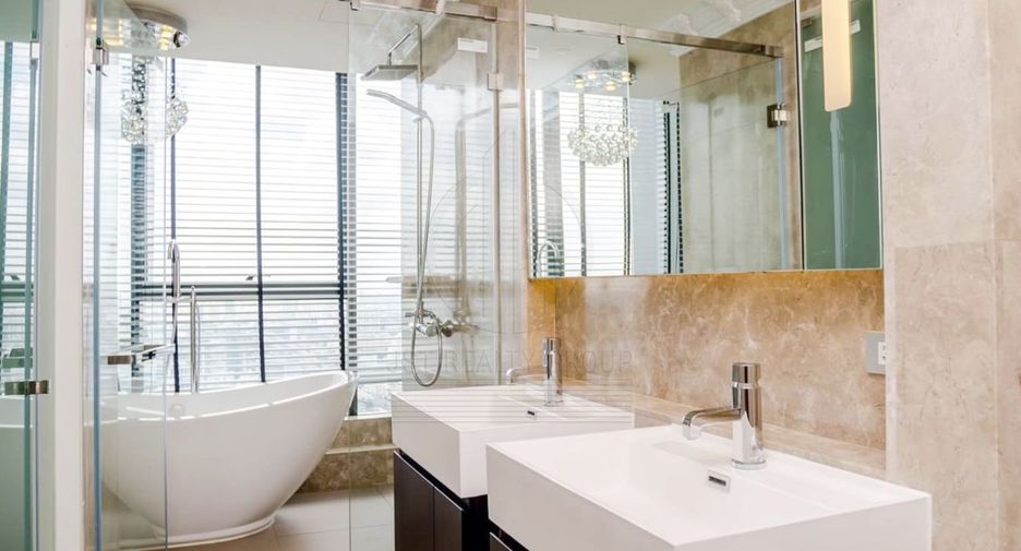 For rent and for sale 2 bedrooms condo in Khlong Toei, Bangkok