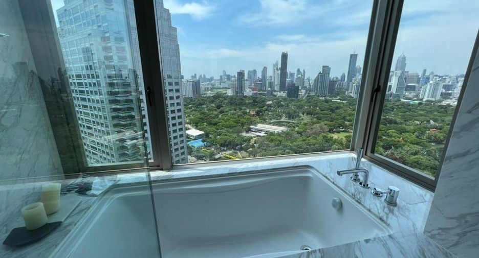 For rent 2 bedrooms condo in Sathon, Bangkok