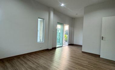 À vendre 3 chambres maison à San Kamphaeng, Chiang Mai