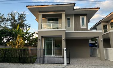 À vendre 3 chambres maison à San Kamphaeng, Chiang Mai