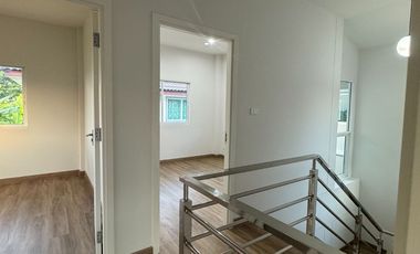 À vendre 3 chambres maison à San Kamphaeng, Chiang Mai