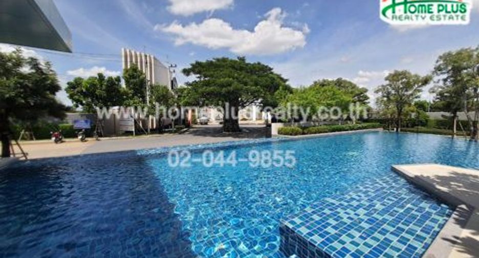 For sale 4 bedrooms townhouse in Mueang Pathum Thani, Pathum Thani