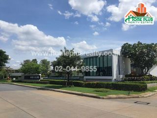 For sale 4 bedrooms townhouse in Mueang Pathum Thani, Pathum Thani