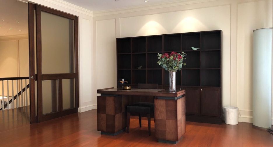 À vendre 4 chambres condo à Khlong Toei, Bangkok