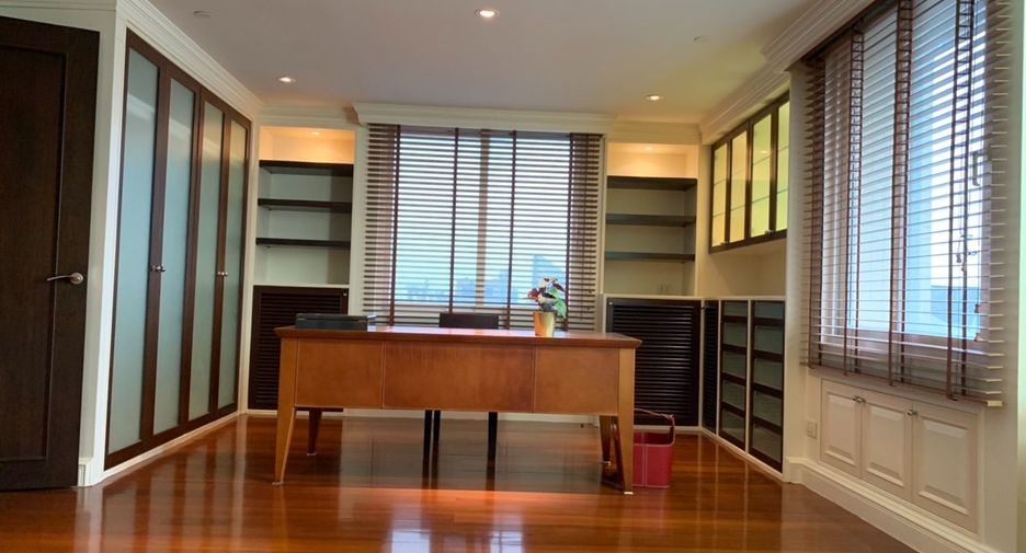 À vendre 4 chambres condo à Khlong Toei, Bangkok