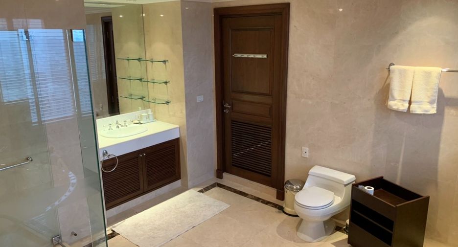 À vendre 4 chambres condo à Khlong Toei, Bangkok