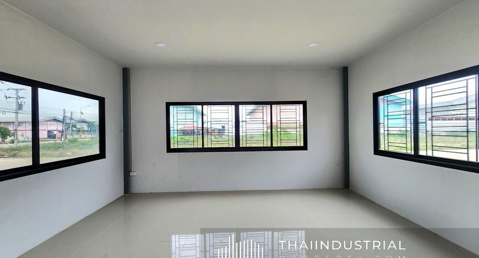 À louer entrepôt à Lat Lum Kaeo, Pathum Thani