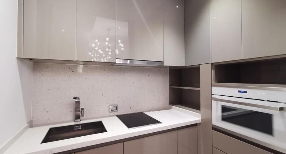 For rent and for sale 1 bed condo in Khlong Toei, Bangkok