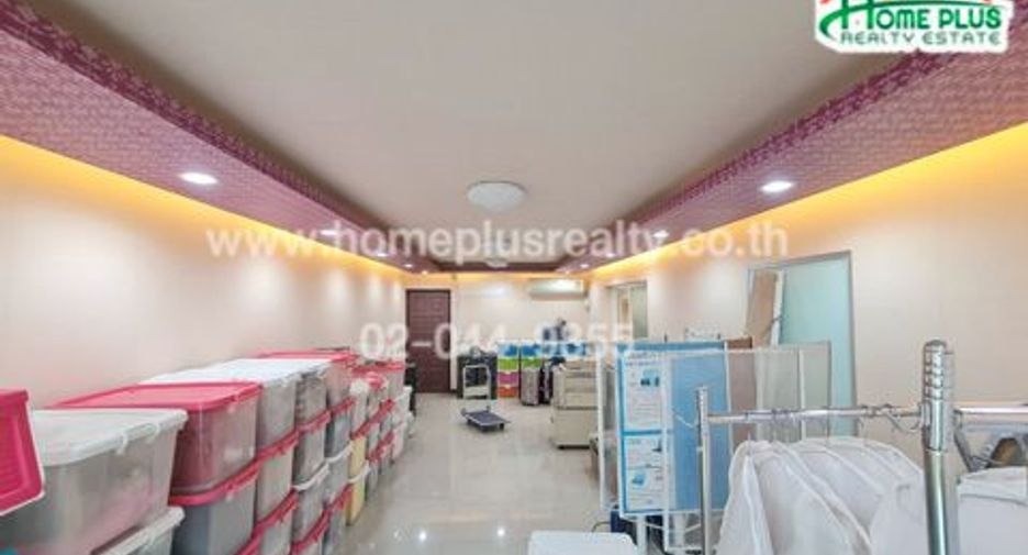 For rent and for sale 3 bedrooms condo in Pak Kret, Nonthaburi