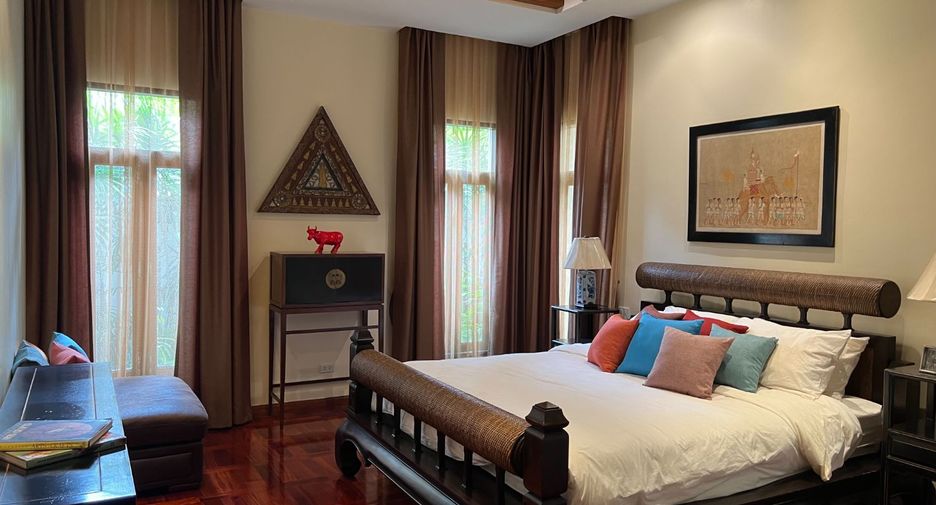 For sale 5 bed villa in Na Jomtien, Pattaya