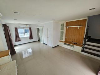 For sale 3 bed house in Sam Phran, Nakhon Pathom