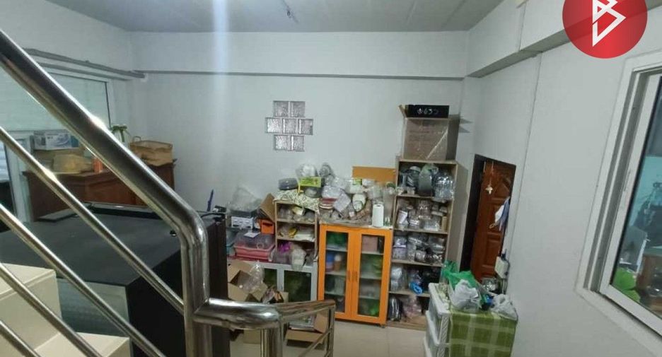 For sale 2 bed retail Space in Mueang Phrae, Phrae