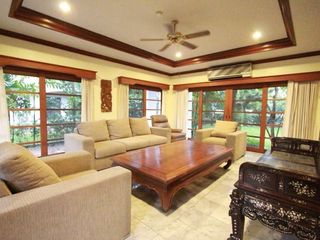 Haus zur Miete mit 4 Zimmer in Bang Phli, Samut Prakan