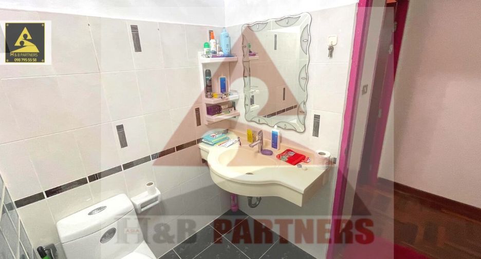 For sale 2 bedrooms townhouse in Cha Am, Phetchaburi