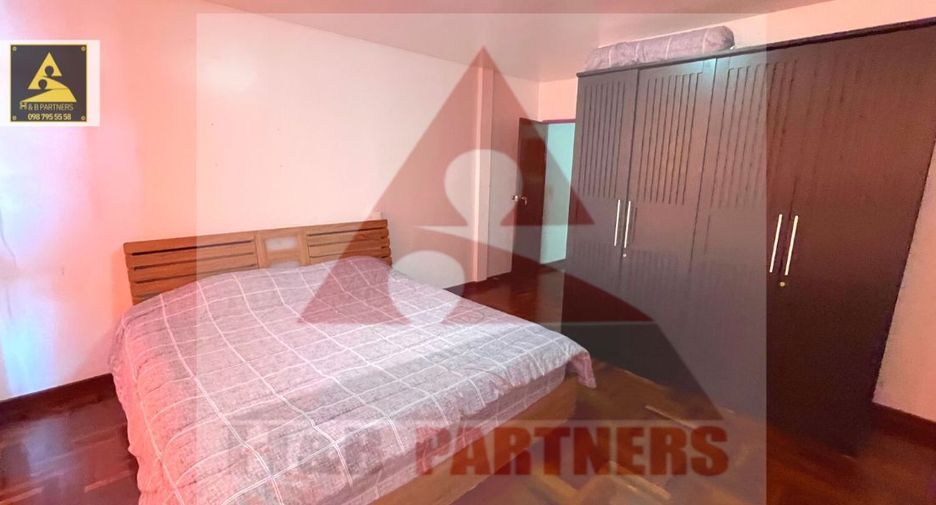For sale 2 bedrooms townhouse in Cha Am, Phetchaburi