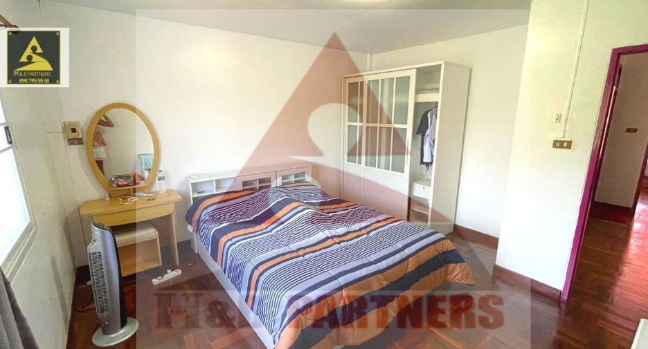 For sale 2 bedrooms townhouse in Cha Am, Phetchaburi