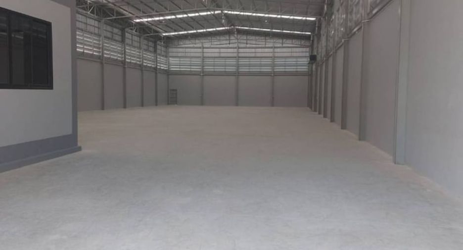 À louer et à vendre entrepôt à Phutthamonthon, Nakhon Pathom