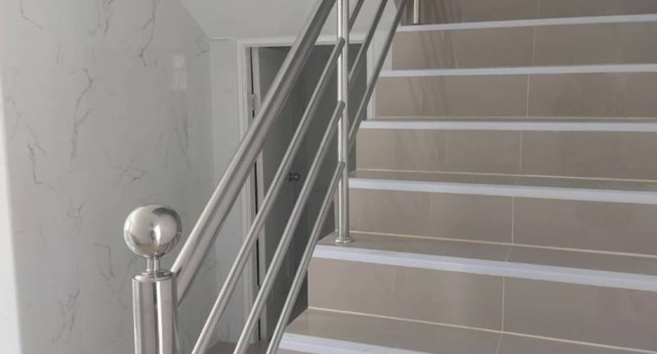À louer et à vendre entrepôt à Phutthamonthon, Nakhon Pathom